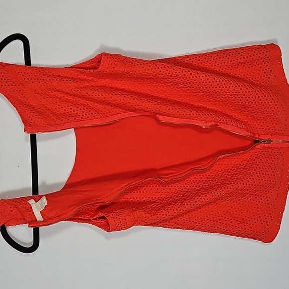 Banana Republic Women's Lava Red Sleeveless Eyelet Blouse Size 10 - Picture 8 of 9